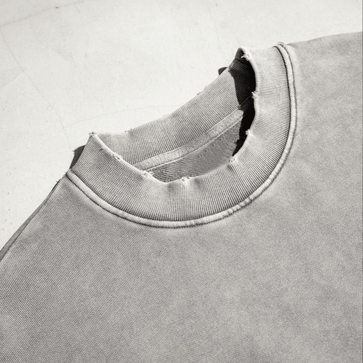 LUVYASELF - Washed Raw-Edge Cropped Crew Neck Sweatshirt（380GSM）