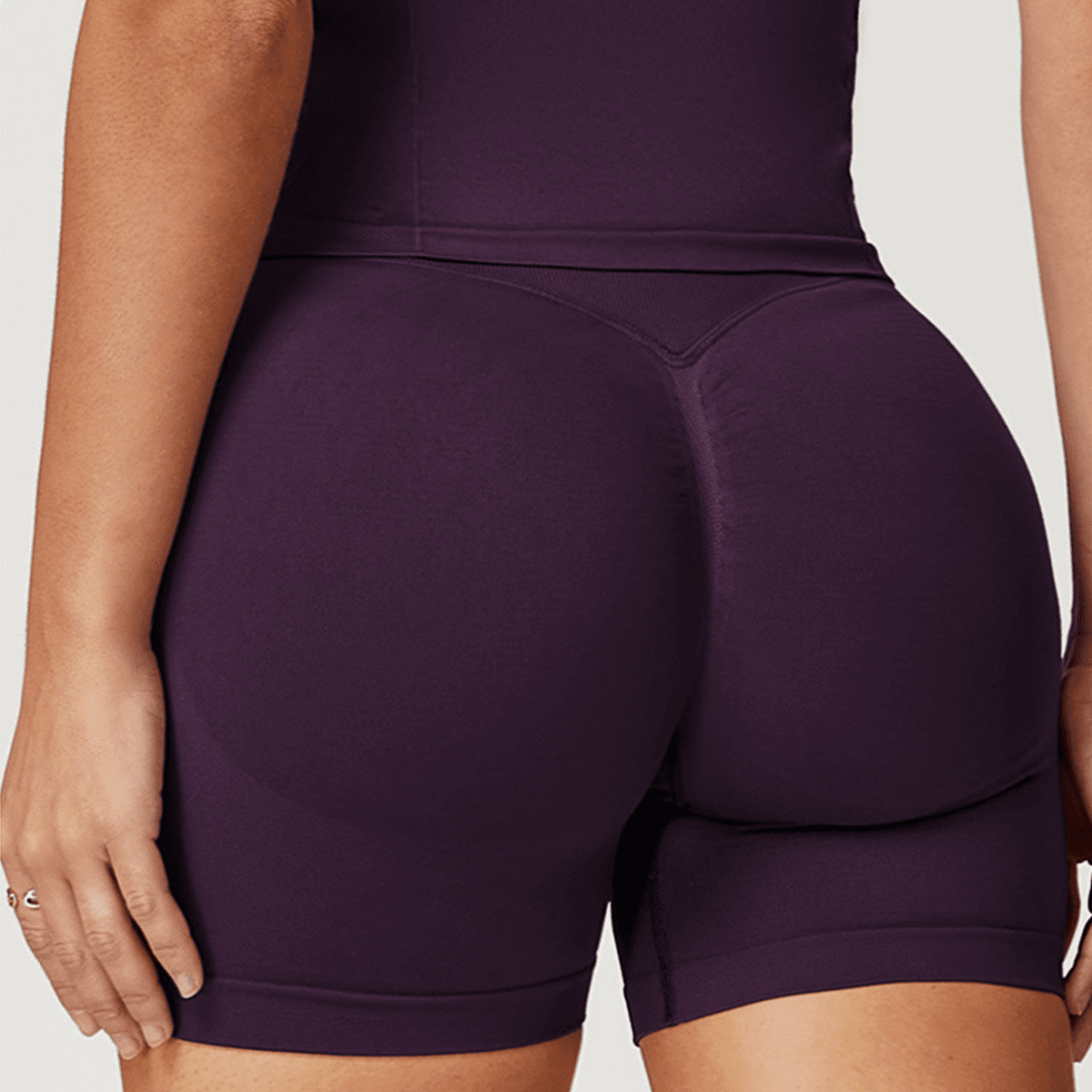 LUVYASELF - Seamless High-Waisted Yoga Shorts